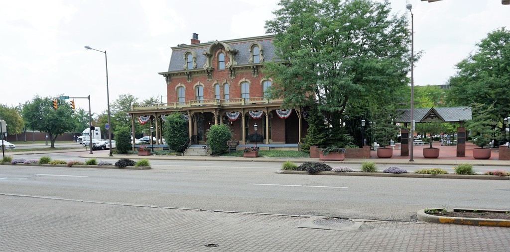 National First Ladies' Library