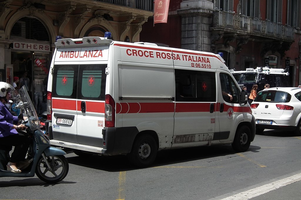 Fiat Ducato Ambulance - Croce Rossa Italiana (5925509170)