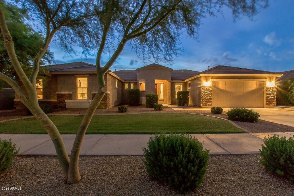 Check Out The Top 10 Airbnb Vacation Rentals In Queen Creek, AZ