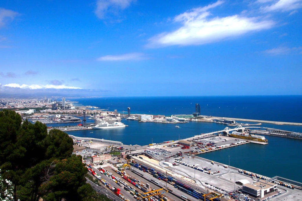 Barcelona cruise