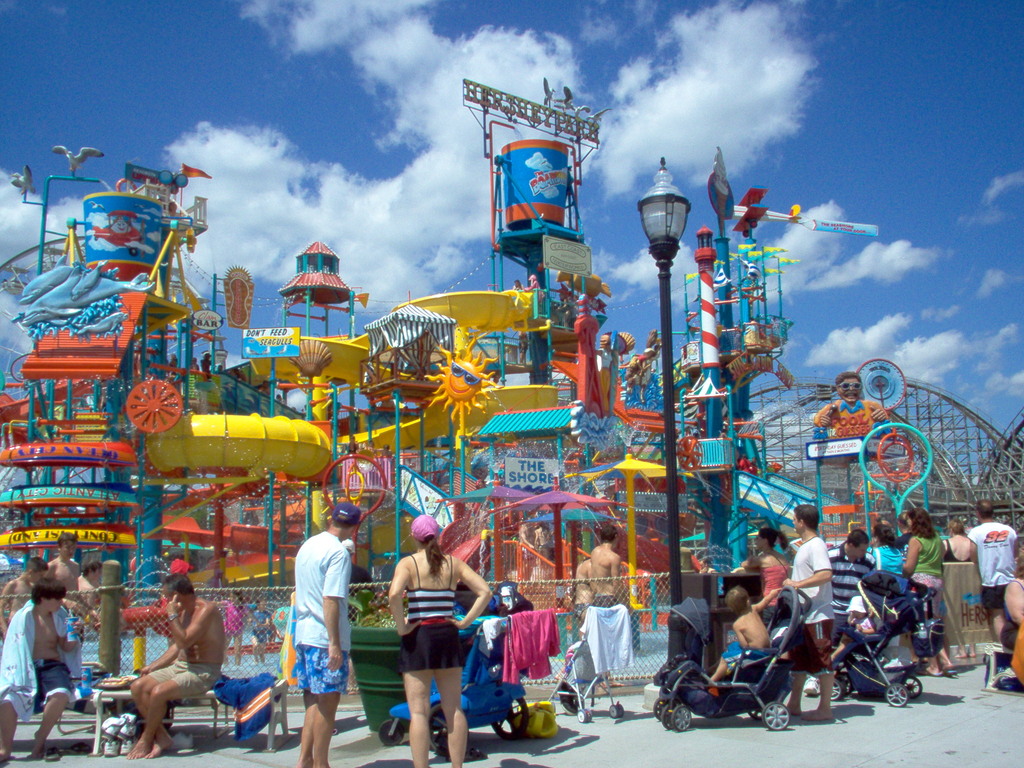 Hershey Park - The Boardwalk
