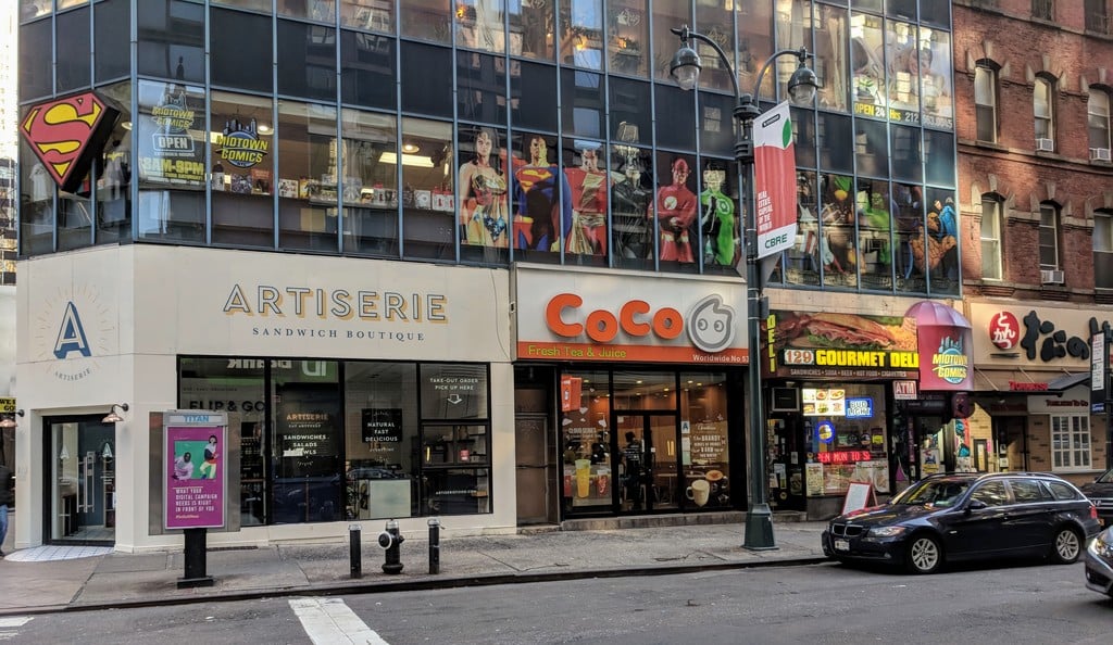 Restaurants across the street from Club Quarters Hotel