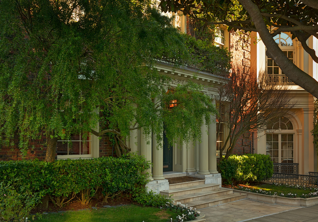 Pacific Heights, house entrance