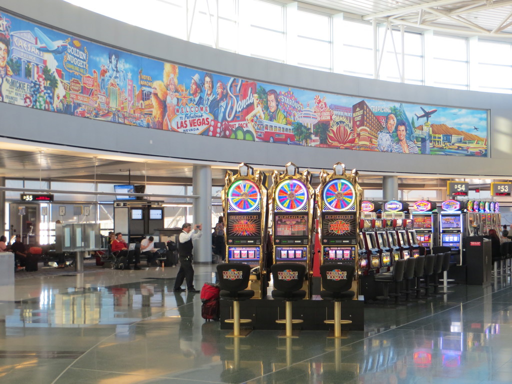 LAS slot machines 10-2013