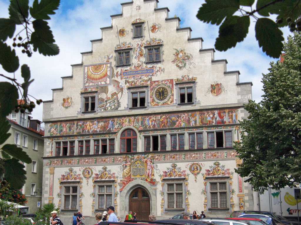 <div class="fn">
Old Town Hall Of Lindau</div>
