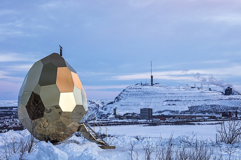 Solar-egg-sauna-in-kiruna-b080517-10