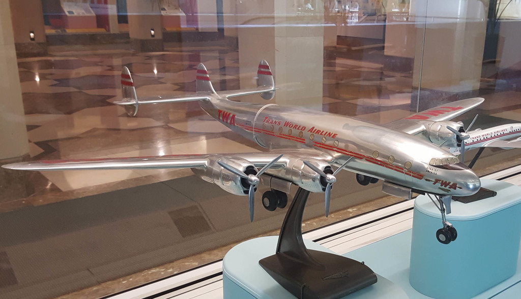 SFO Museum (26459499296)