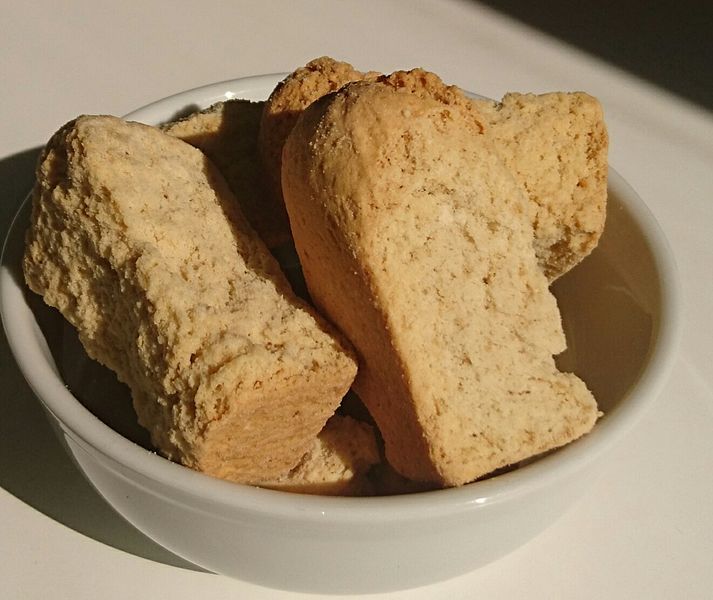 Ouma Rusks bowl