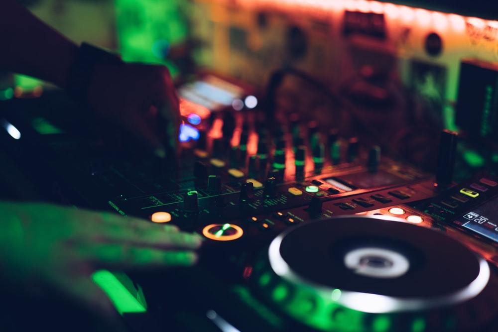 Nightclub 