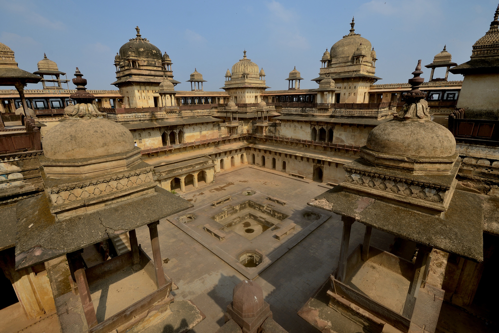Beautiful inner view of Jahangir Mahal, Orchha, Madhya Pradesh
