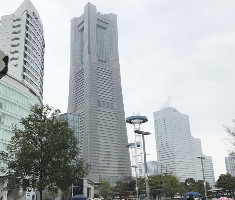 "Yokohama Landmark Tower