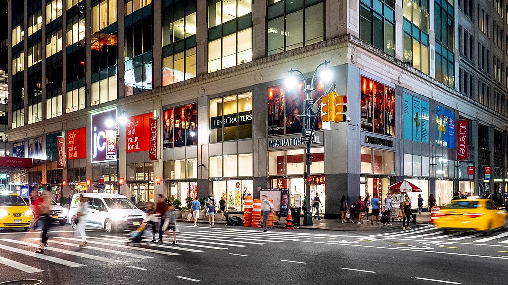 Manhattan Mall (48128098987)