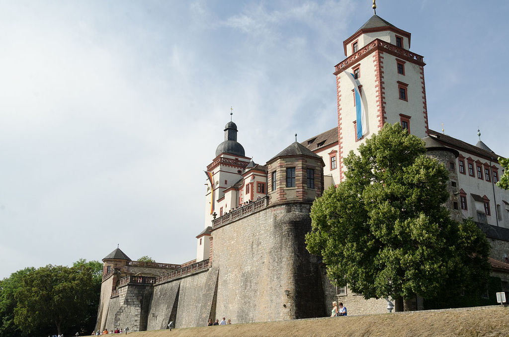 Würzburg, Festung Marienberg, Fürstengarten-001