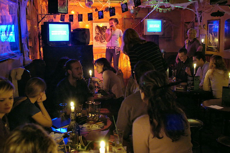 Karaoke-irish-pub