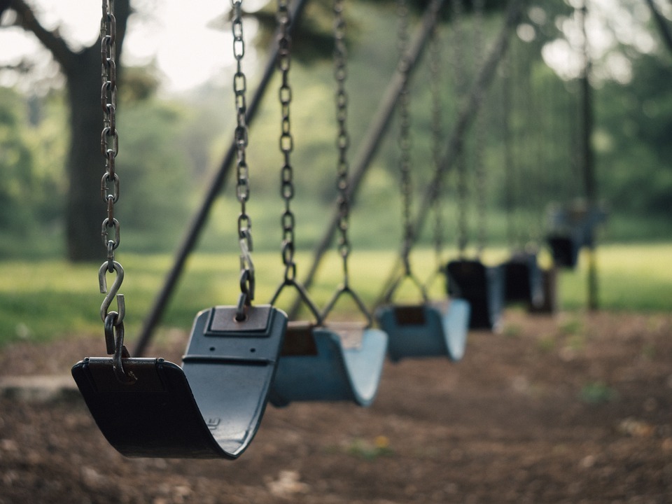 Swing set