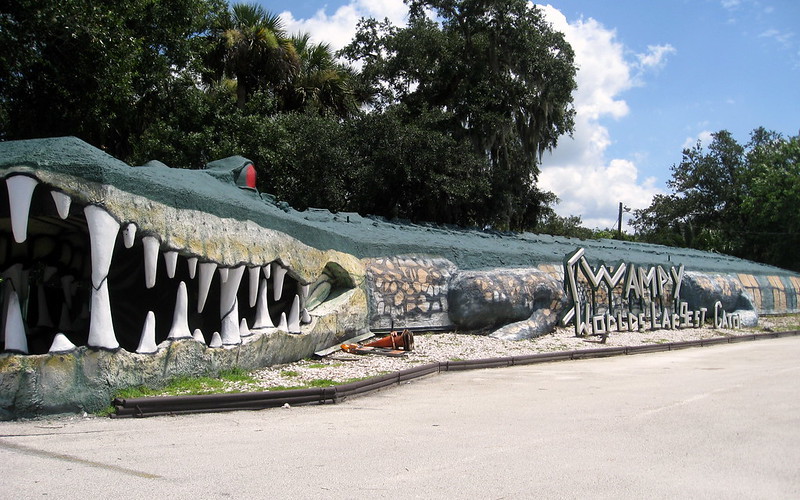 Christmas - Jungle Adventures - Swampy The World's Largest Alligator (3)