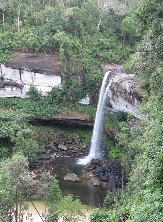 HuayLuang Waterfall 12-2008 - panoramio