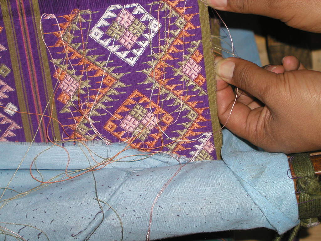 Weaving-Bhutan-03 (detail)
