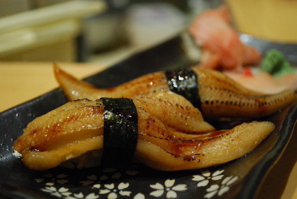 10 plats incontournables à hiroshima, pleins d'amour des habitants! | anago - des anguilles d’eau salée nutritives si molles que vous ne voudrez pas les manquer