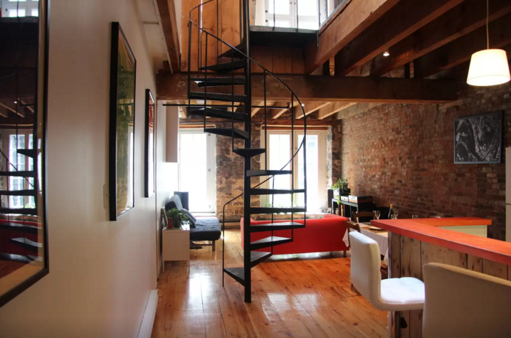Loft bonito em Montreal Velha