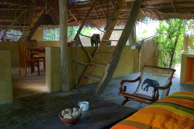 breaking eco lodge, kimbissa