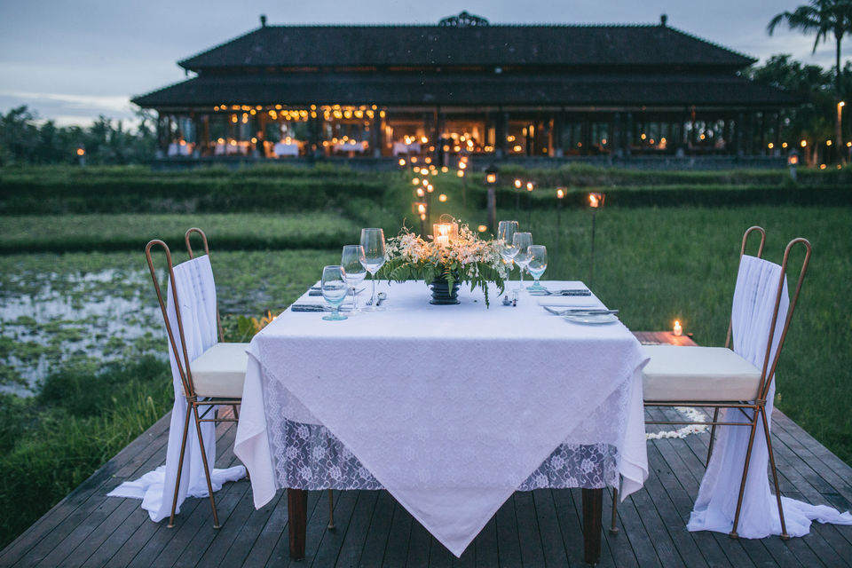 dinner in the twilights of ubud