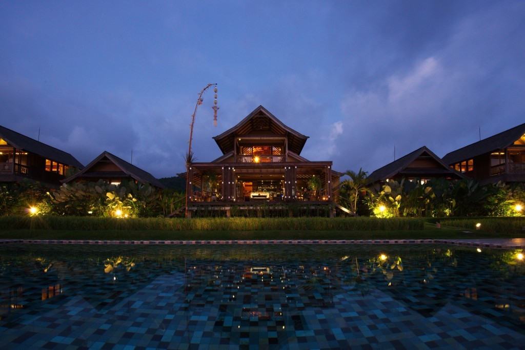 a romantic dinner full of surprises in munduk