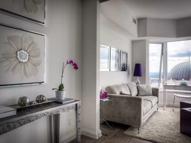 Brand New Yorksville Sous-Penthouse