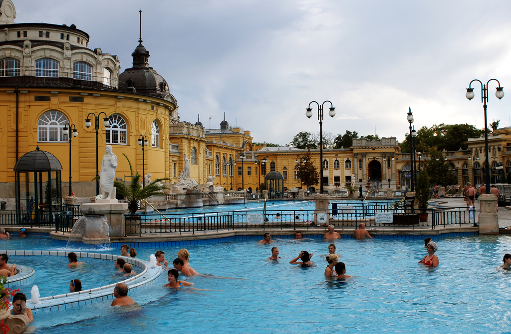 Széchenyi Gyógyfürdő thermal spa in Budapest 010