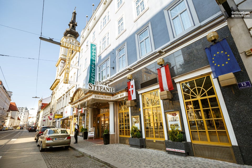 Stefanie Restaurant