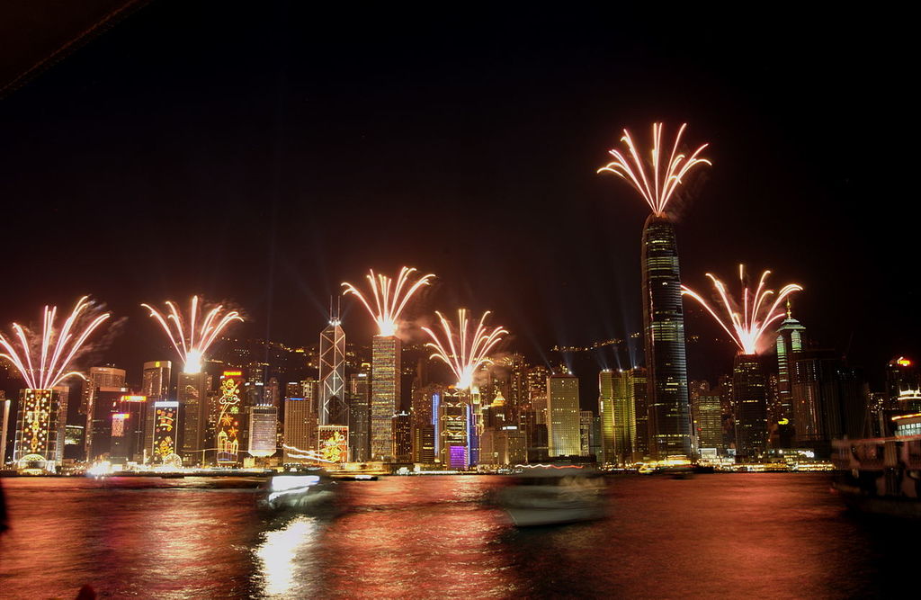 HK Symphony of Lights 2004