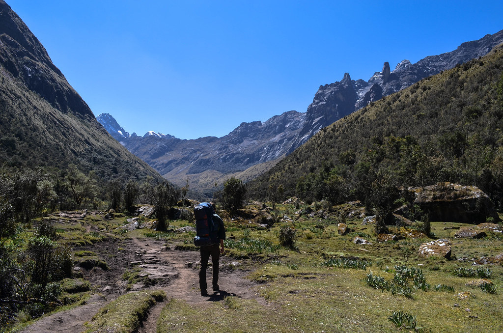 Santa Cruz Trek, Huaraz