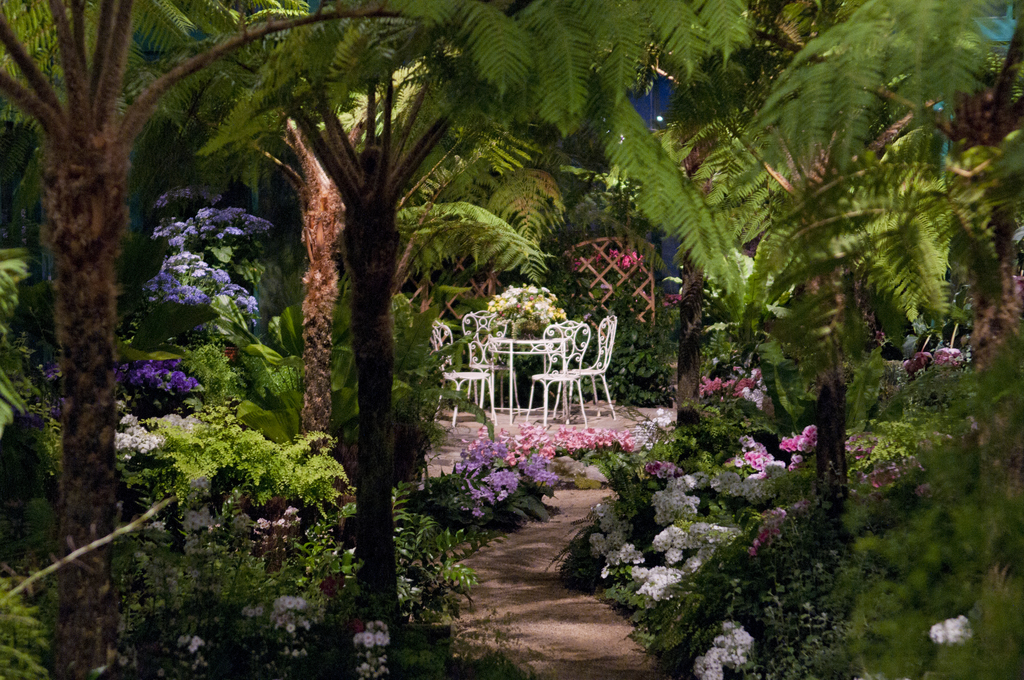 Royal Greenhouses in Laeken (5704686000)