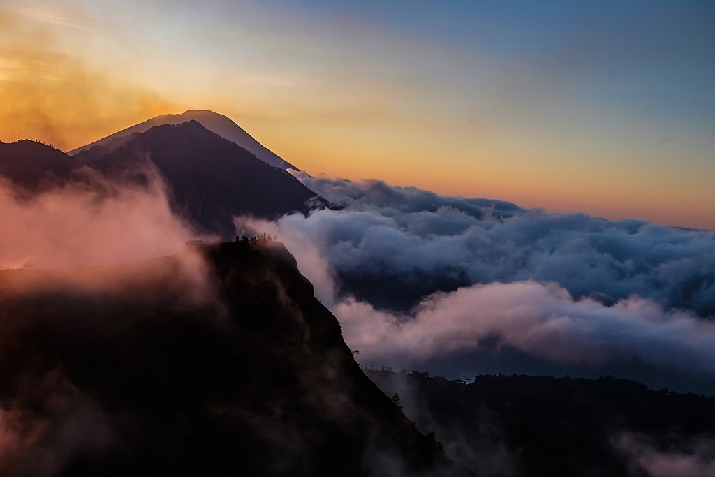Barur volcanosunrise