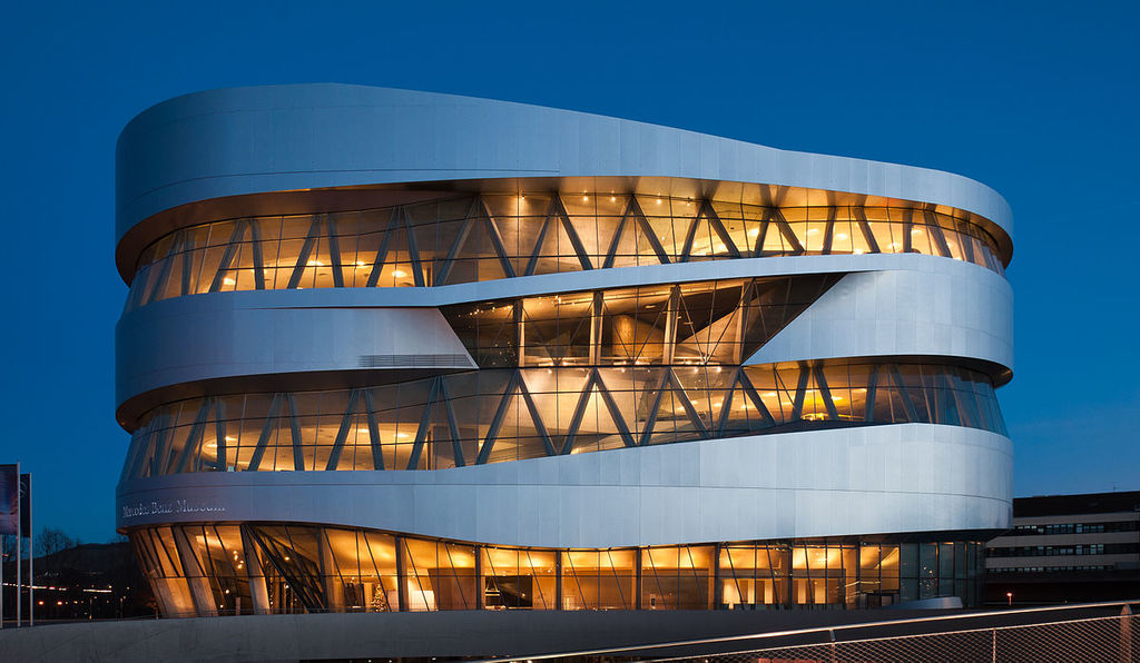 Mercedes-Benz Museum 201312 07 blue hour