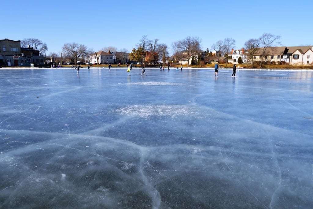 Ice skating Lake Tjornin