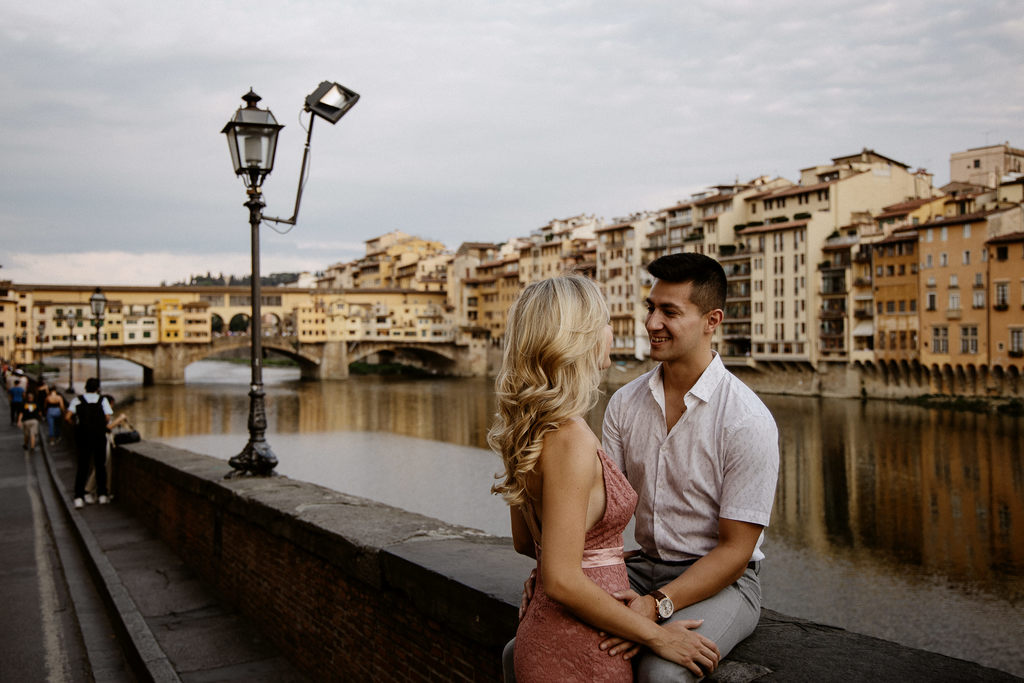 marchez le long du ponte vecchio