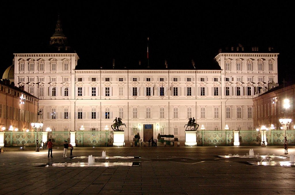 PalazzoRealeNotteTorino