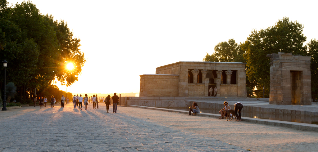 Sun going down on Templo de Debod