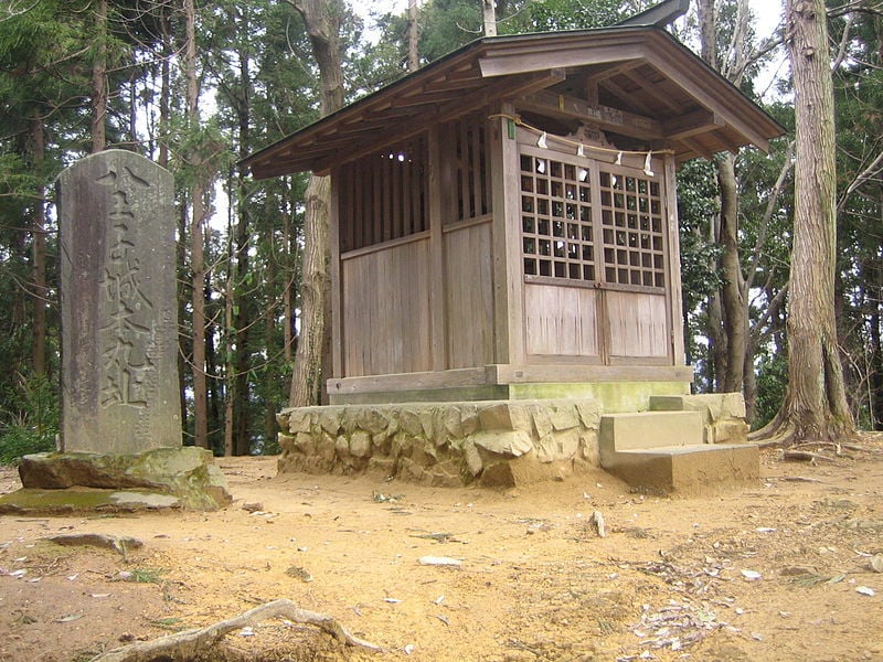 Hachioji Castle Honmaru-ato