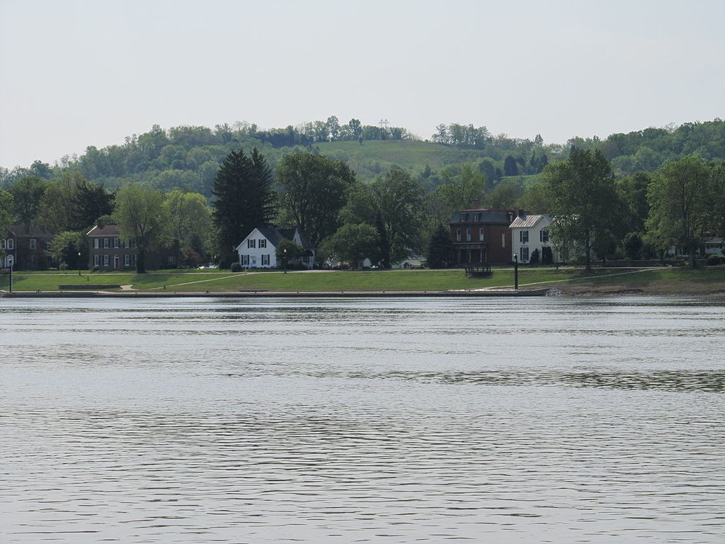 Augusta, Kentucky from the Ohio River