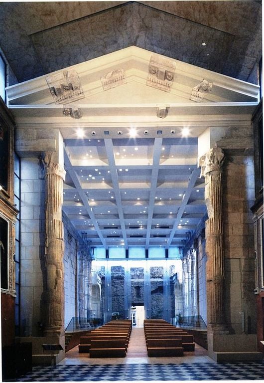 Pozzuoli tempio duomo 