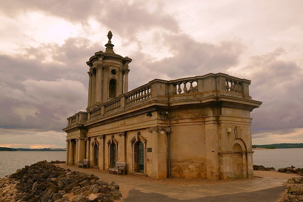 Cmglee Normanton church sunset
