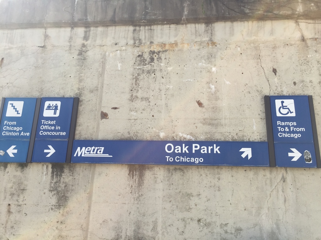 Taking Public Transportation to Oak Park is Easy!
