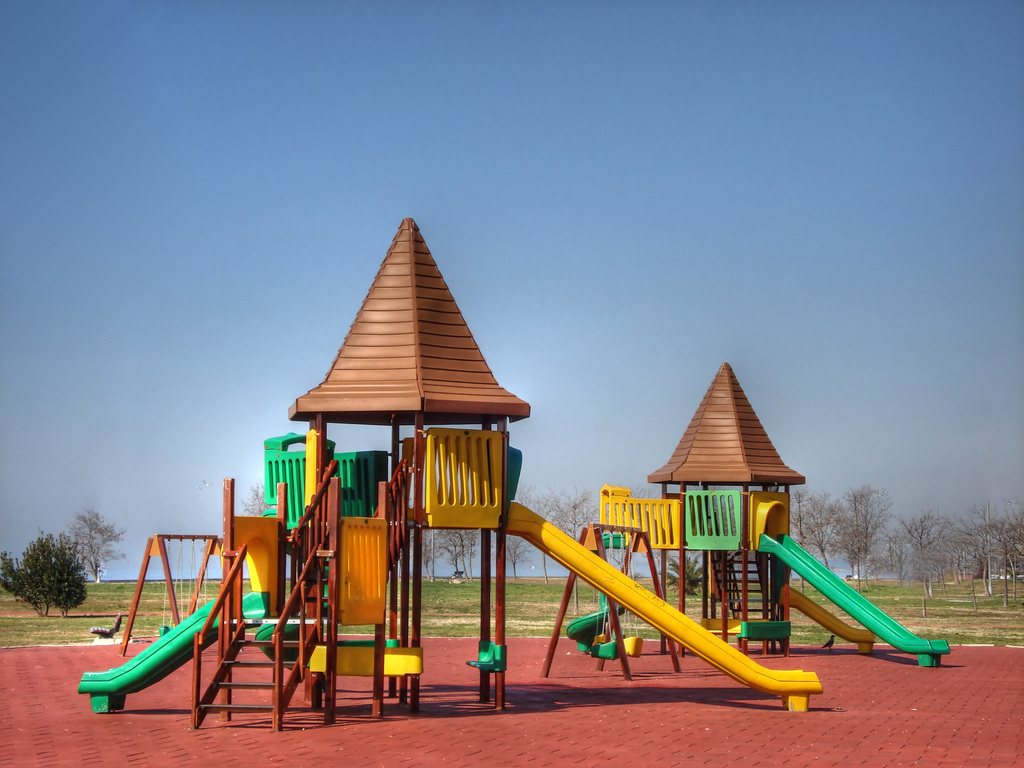 Childrens Game Park 01621