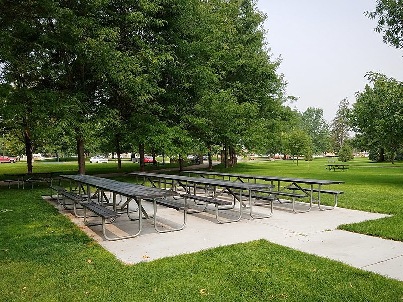 Picnic Area (Veterans Memorial Park)