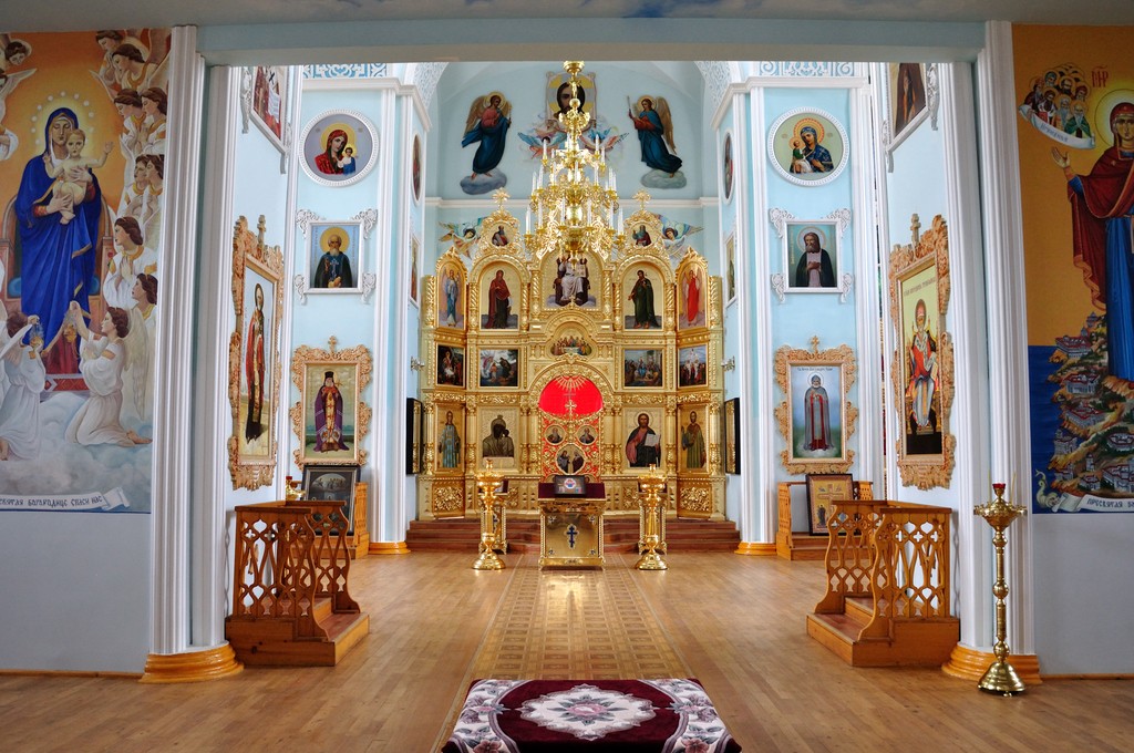 Pokrovsky monastery in Dedovo Altar