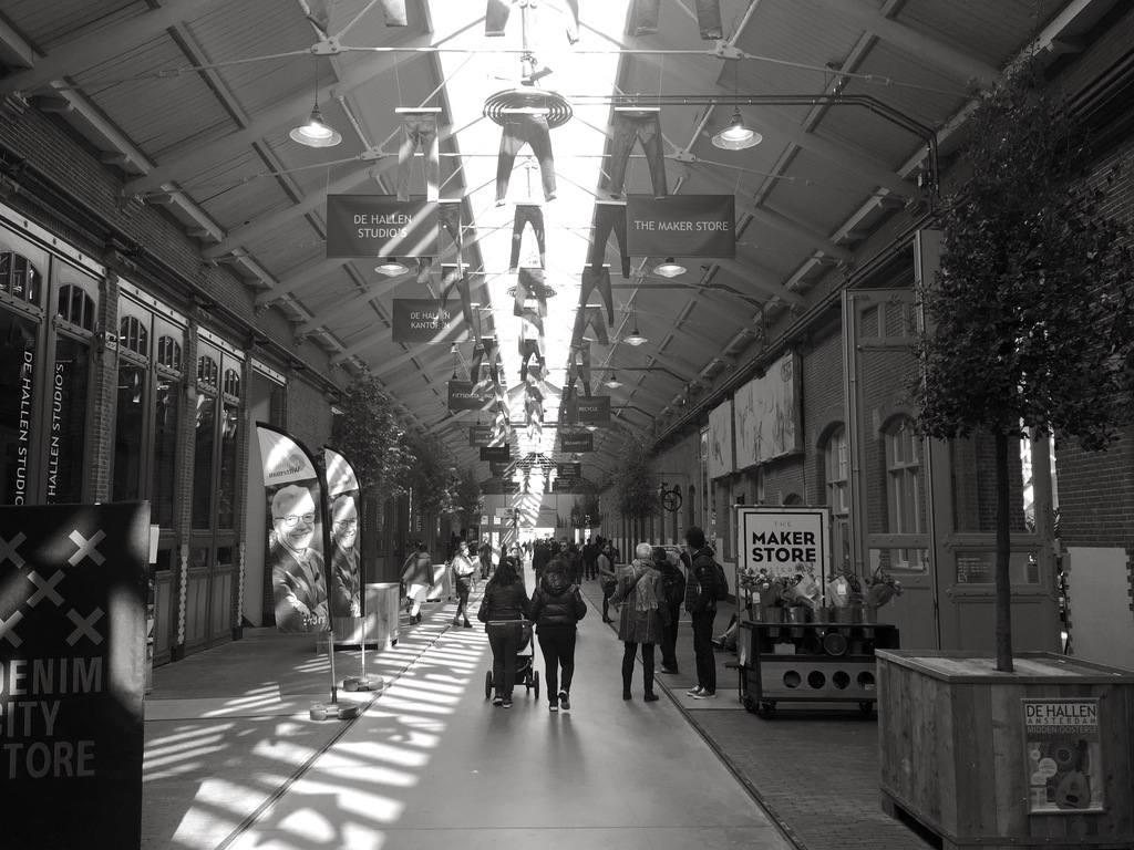Foodhallen in Oud-West (Amsterdam, The Netherlands 2017) (34245643401)