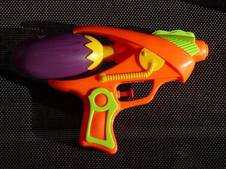 Toy guns are not allowed in Las Vegas strip