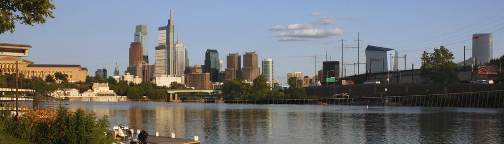 A610, Philadelphia skyline from Boathouse Row, 2019
